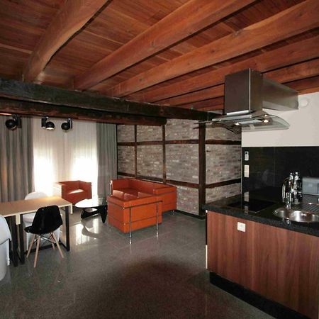 Amosa Liège City Centre Apart Regence 10 Esterno foto